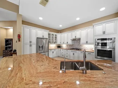 816 SW Grand Reserves Boulevard Port St Lucie FL 34986