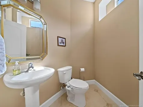 816 SW Grand Reserves Boulevard Port St Lucie FL 34986