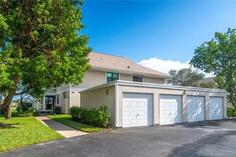 319 NE Golfview Circle Stuart FL 34996