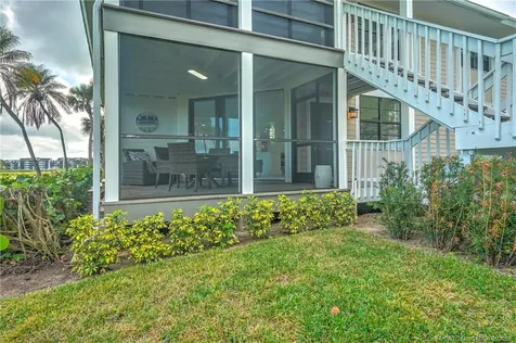 319 NE Golfview Circle Stuart FL 34996