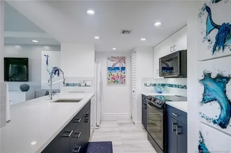 319 NE Golfview Circle Stuart FL 34996