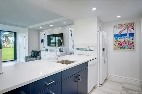 319 NE Golfview Circle Stuart FL 34996