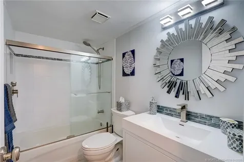 319 NE Golfview Circle Stuart FL 34996