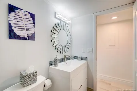 319 NE Golfview Circle Stuart FL 34996