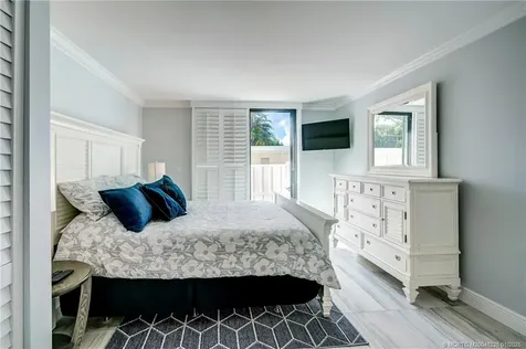 319 NE Golfview Circle Stuart FL 34996