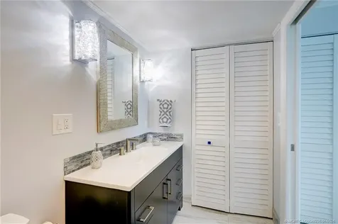 319 NE Golfview Circle Stuart FL 34996