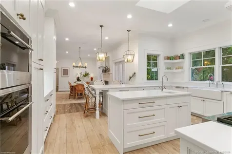 16 Ridgeview Road N Sewalls Point FL 34996