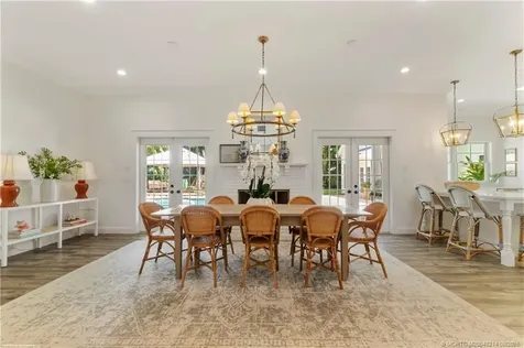 16 Ridgeview Road N Sewalls Point FL 34996