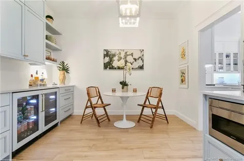 16 Ridgeview Road N Sewalls Point FL 34996