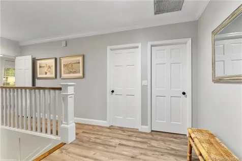 16 Ridgeview Road N Sewalls Point FL 34996