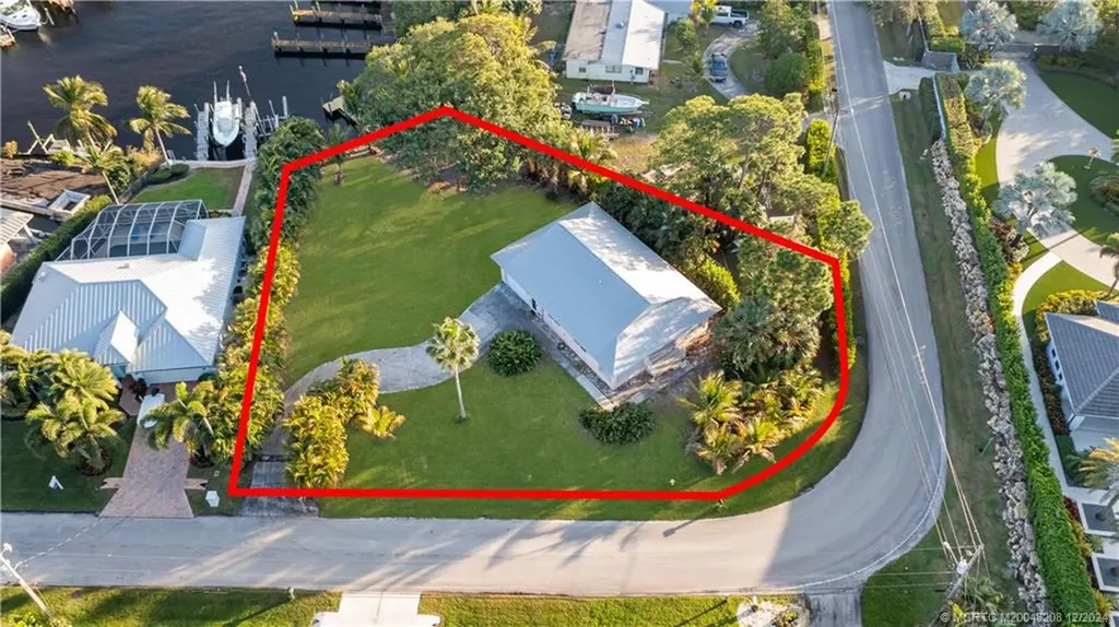 77 SW Riverway Boulevard Palm City FL 34990