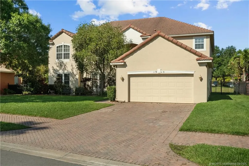 1915 SW Panther Trace Stuart FL 34997