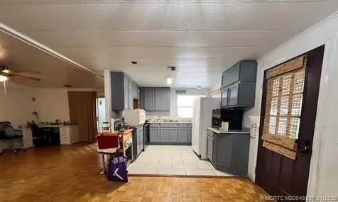 4189 70th Court N West Palm Beach FL 33404