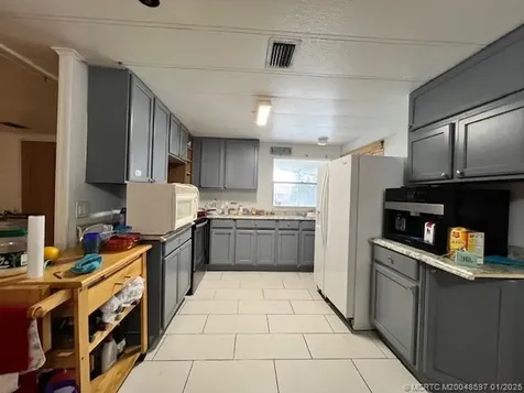 4189 70th Court N West Palm Beach FL 33404