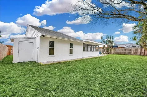 5646 SE Sailfish Way Stuart FL 34997