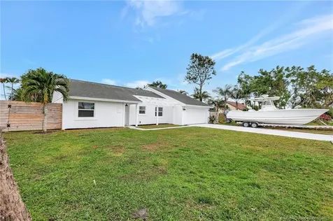 5646 SE Sailfish Way Stuart FL 34997
