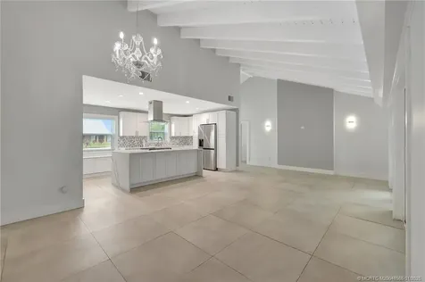 5646 SE Sailfish Way Stuart FL 34997