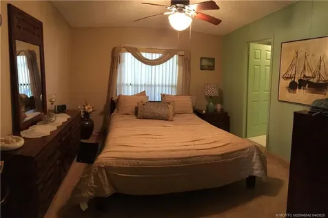 14301 SW Divot Drive Indiantown FL 34956