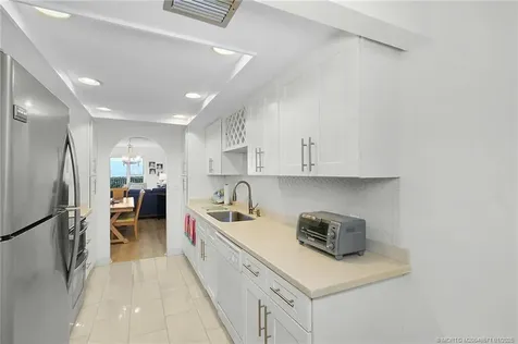 2051 NE Ocean Boulevard Stuart FL 34996