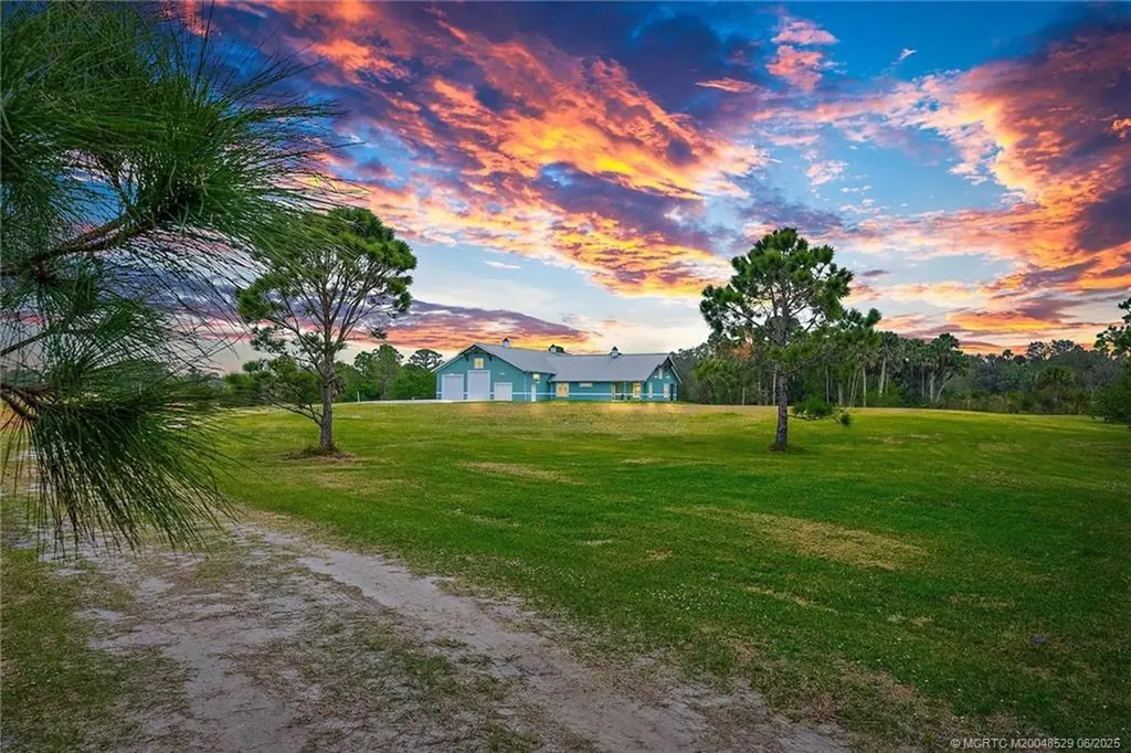 13273 SE 26th Lane Okeechobee FL 34974