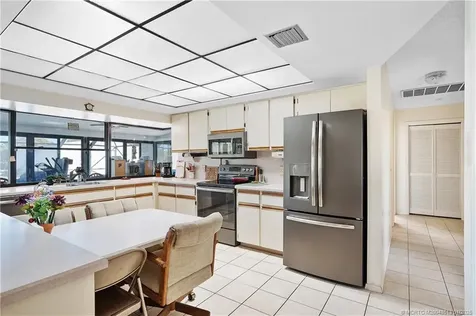 6259 SE Ault Avenue Stuart FL 34997