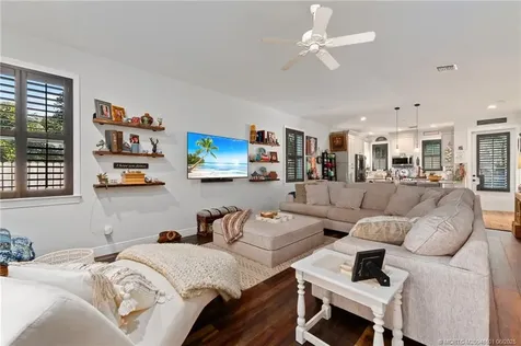 1305 SE Sea Oat Lane Stuart FL 34996