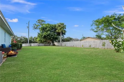 1305 SE Sea Oat Lane Stuart FL 34996