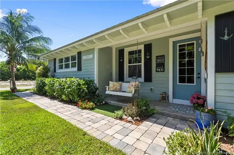 1305 SE Sea Oat Lane Stuart FL 34996
