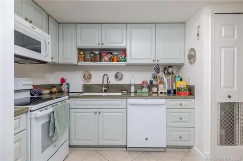 5601 Highway A1a Vero Beach FL 32963