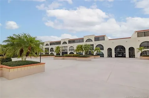 5601 Highway A1a Vero Beach FL 32963