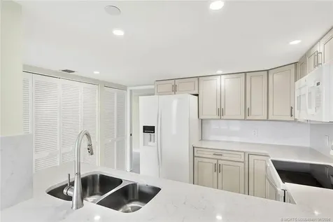 8750 S Ocean Drive Jensen Beach FL 34957