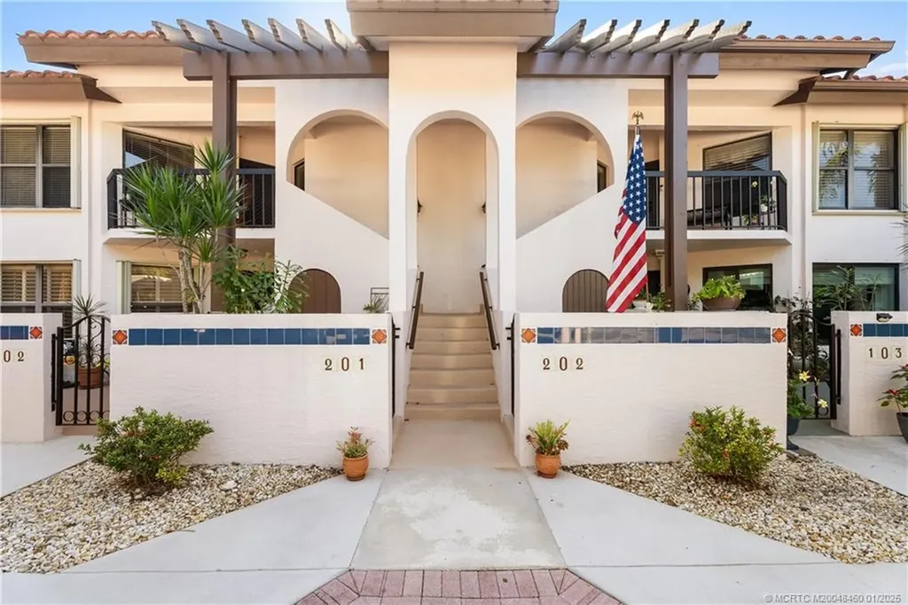 6130 SE Martinique Drive Stuart FL 34997