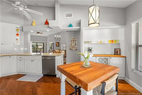 6130 SE Martinique Drive Stuart FL 34997