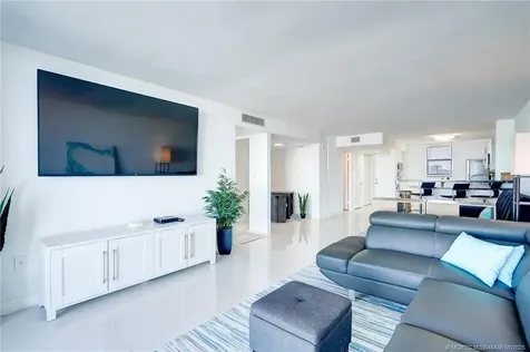 9940 S Ocean Drive Jensen Beach FL 34957