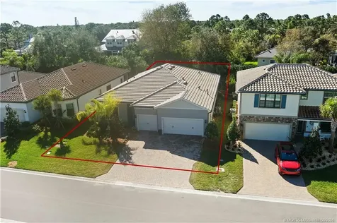 564 SE Villandry Way Port St Lucie FL 34984