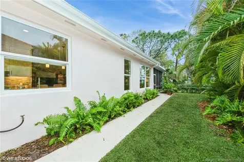 4901 SE Inkwood Way Hobe Sound FL 33455