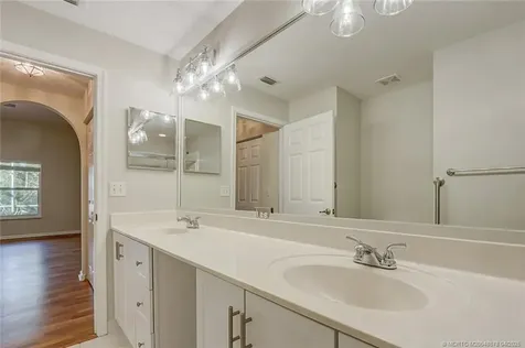 292 NW Broken Oak Trail Jensen Beach FL 34957