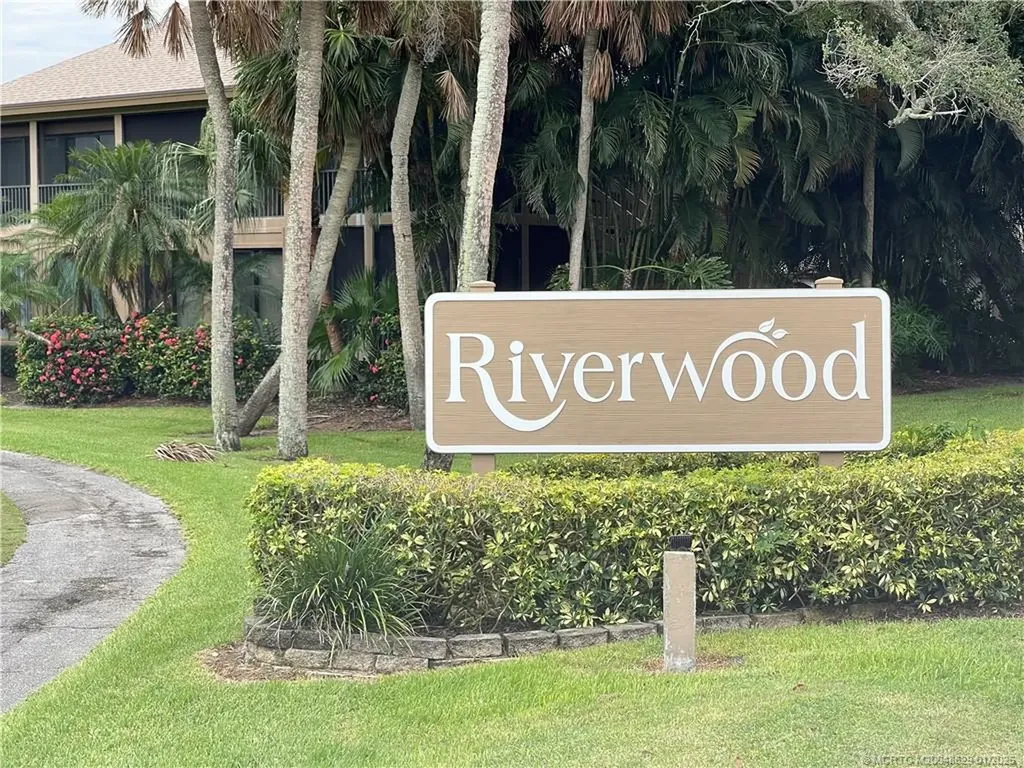 287 NE Edgewater Drive Stuart FL 34996
