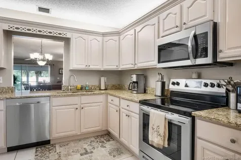 1600 SE Saint Lucie Boulevard Stuart FL 34996