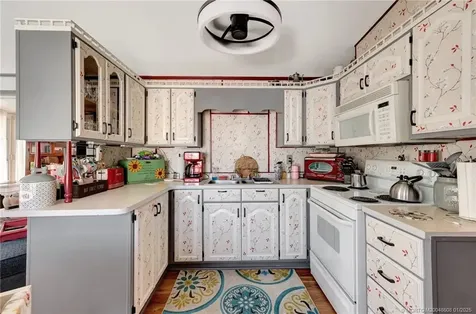 976 Nettles Boulevard Jensen Beach FL 34957