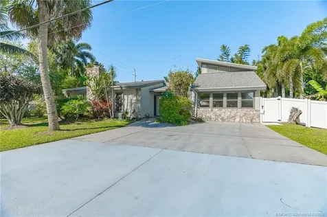 6109 Cassia Drive Fort Pierce FL 34982