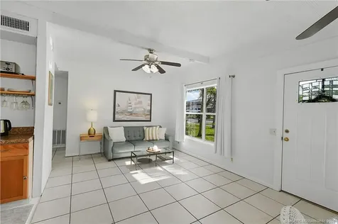 1013 SE 10th Street Stuart FL 34996