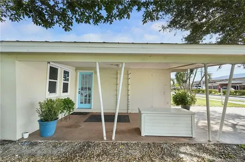 1013 SE 10th Street Stuart FL 34996
