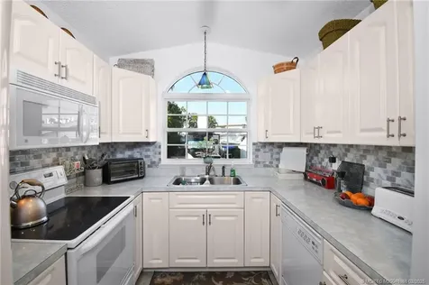 10725 S Ocean Drive Jensen Beach FL 34957