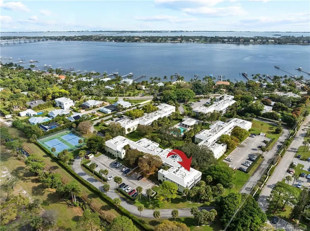 1600 SE Saint Lucie Boulevard Stuart FL 34996