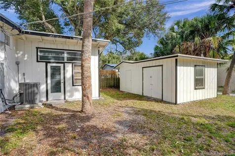 119 SW 5th Street Stuart FL 34994