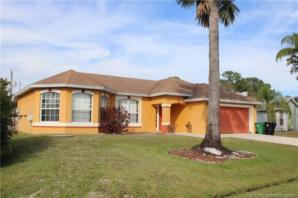 685 SE Ron Rico Terrace Port Saint Lucie FL 34983