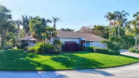 7 Perriwinkle Circle Stuart FL 34996