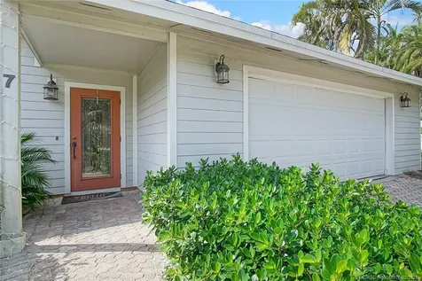 7 Perriwinkle Circle Stuart FL 34996