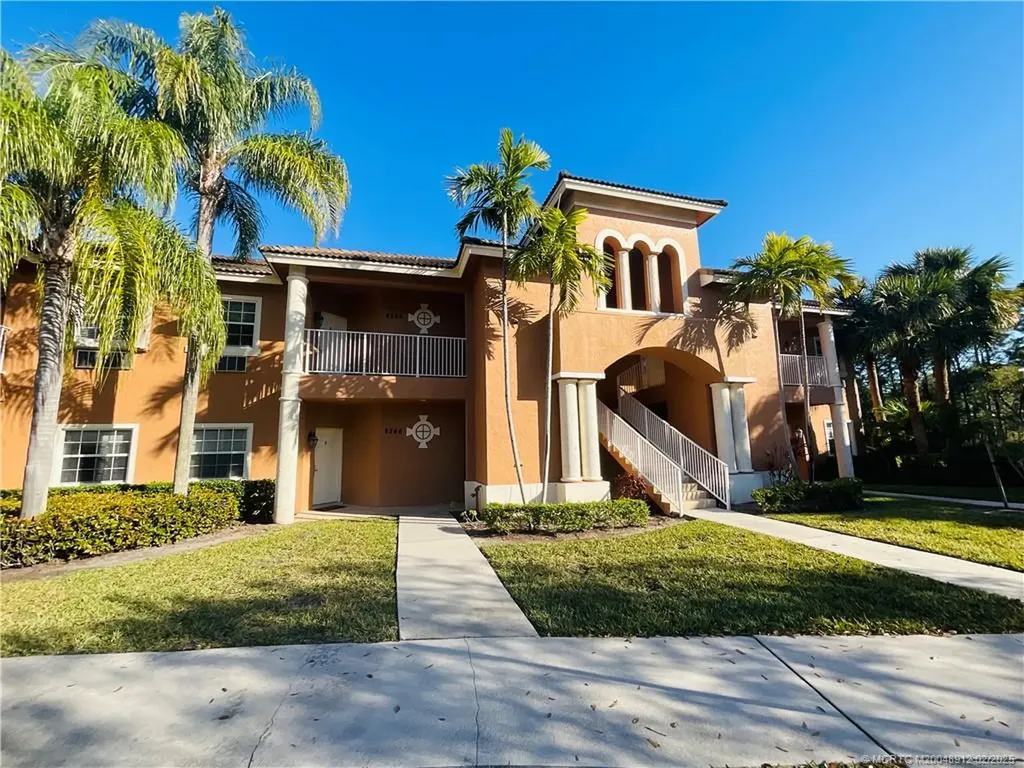8254 Mulligan Circle Port Saint Lucie FL 34986